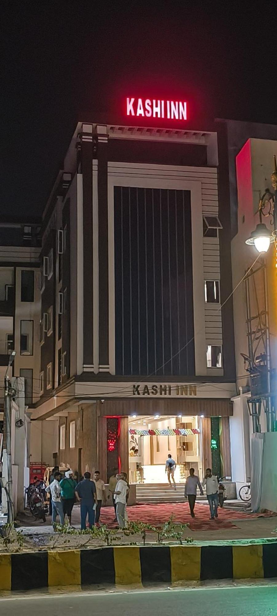 Kashi Inn Varanasi Exteriör bild