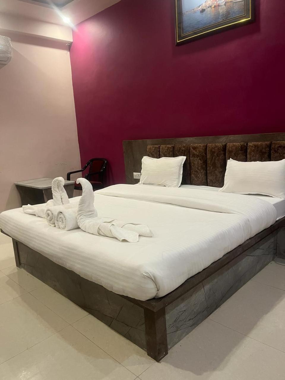 Kashi Inn Varanasi Exteriör bild